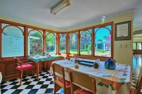 Melville House Bed And Breakfast リズモー エクステリア 写真