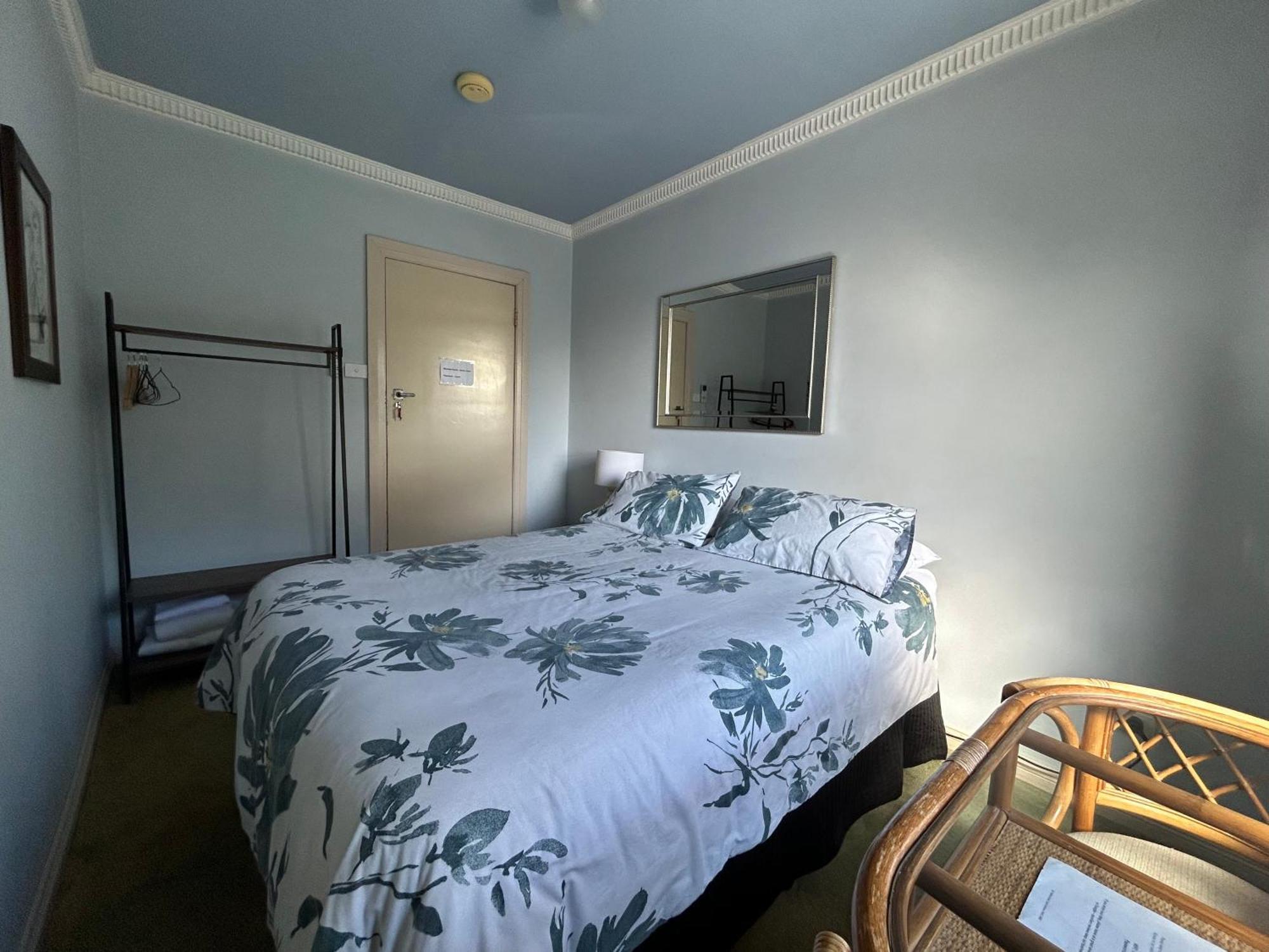 Melville House Bed And Breakfast リズモー エクステリア 写真