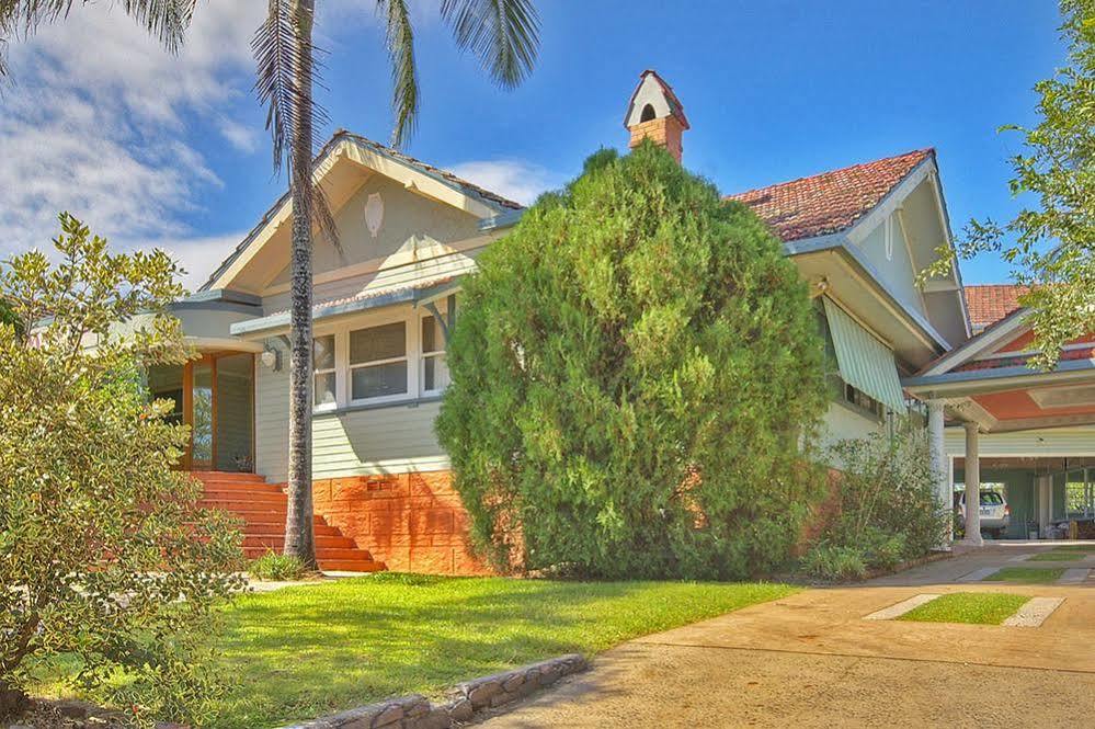 Melville House Bed And Breakfast リズモー エクステリア 写真